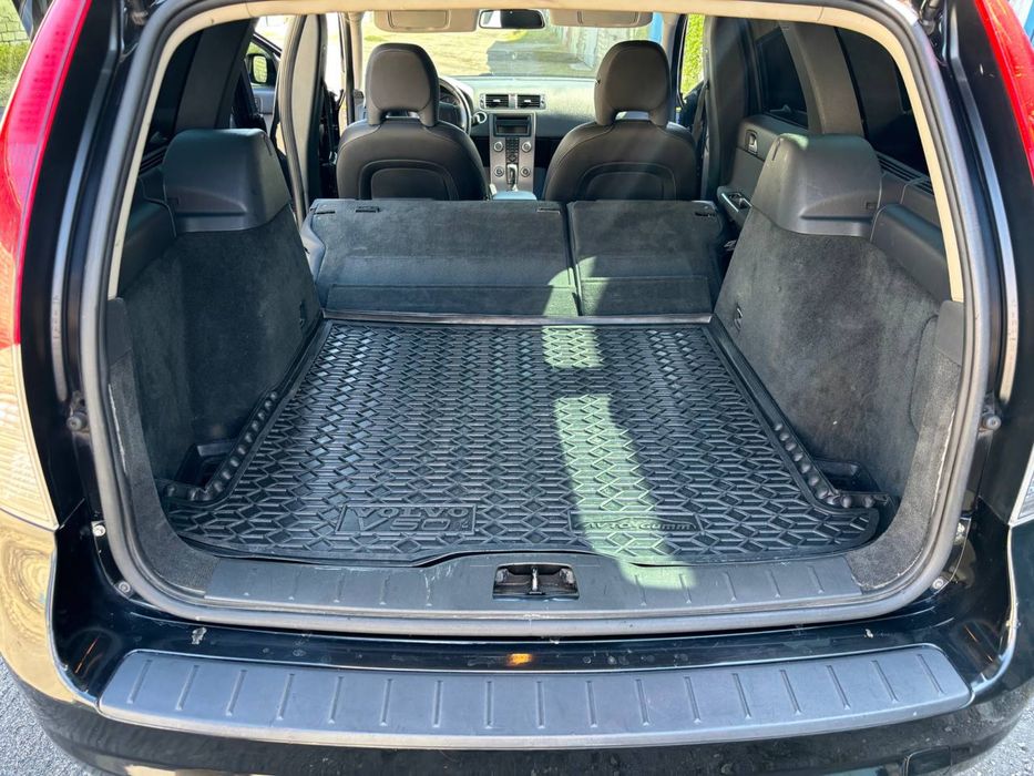 Авто Volvo V50 2008