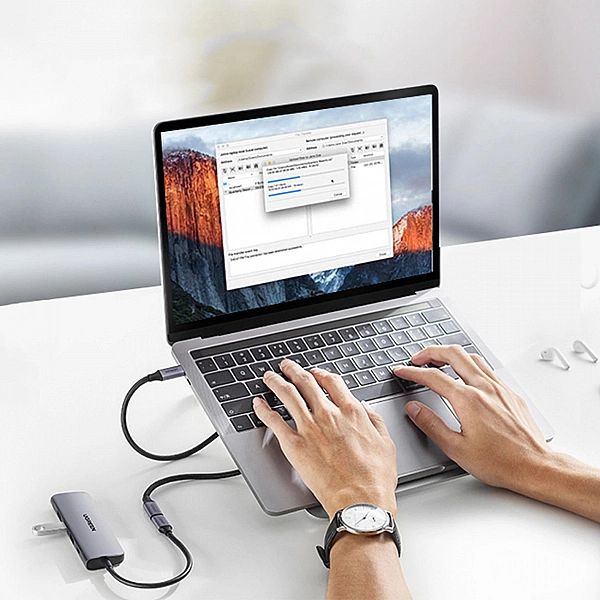 Kabel Ugreen US372 USB-C - USB-C PD QC 100W 5A 10Gb/s 1m - szary