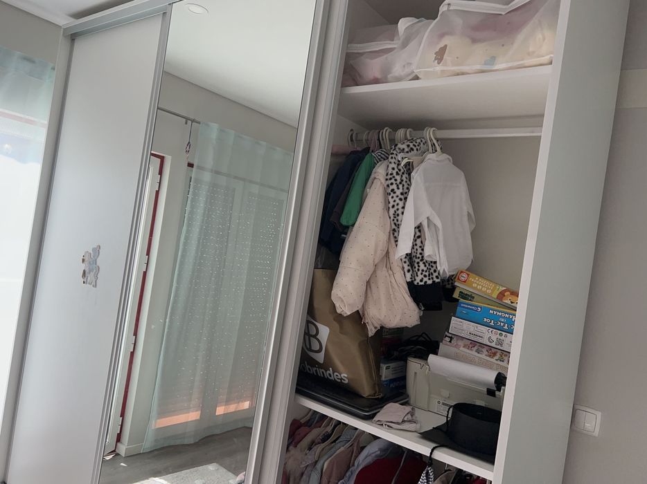 Roupeiro de 3 portas