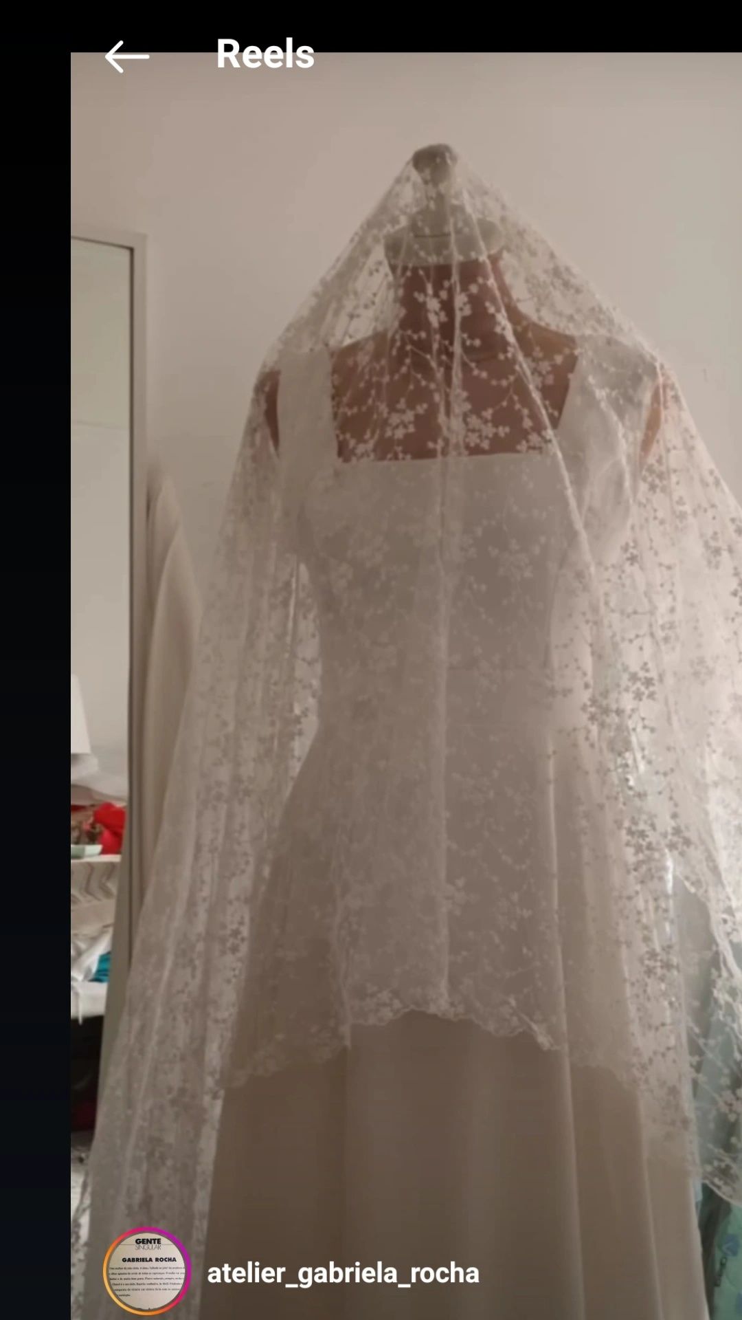 Vestidos de noiva  e mantilhas por medida