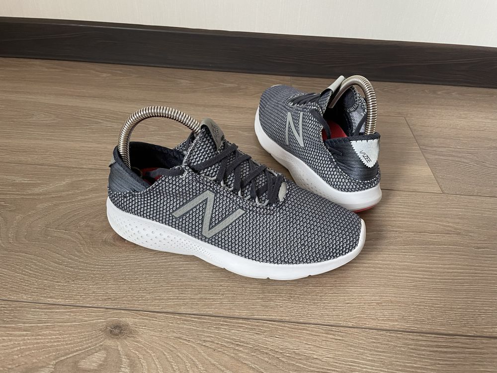 Кроссовки New Balance 39 размер