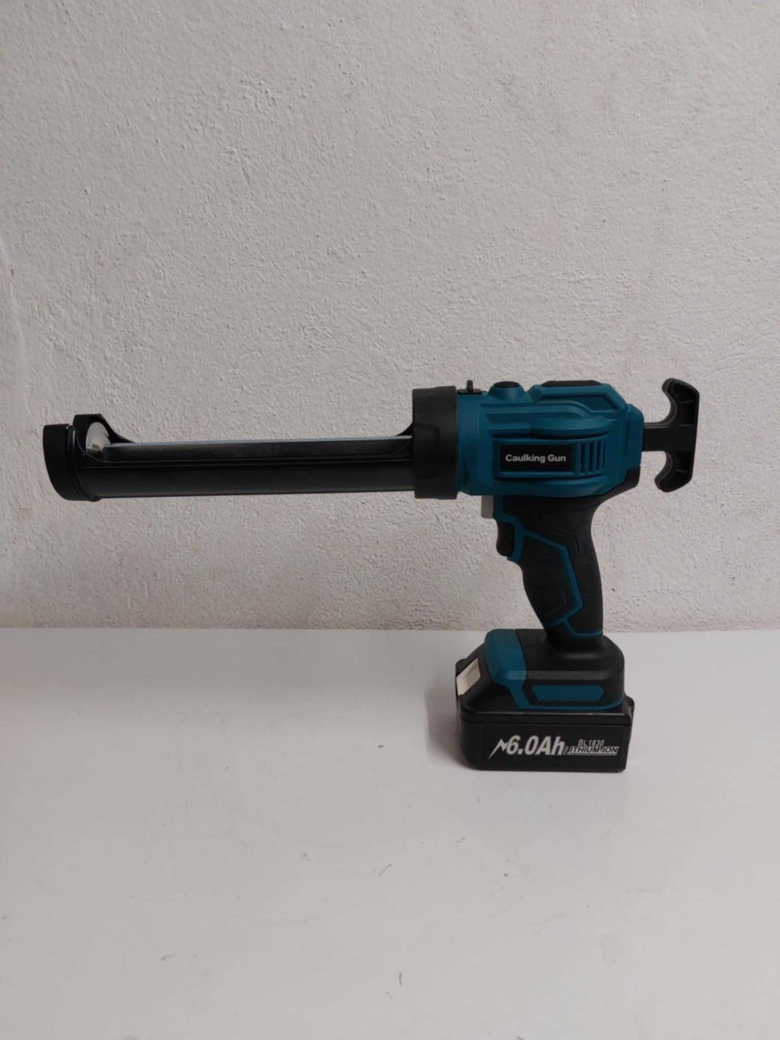 Pistolet do silikonu wyciskacz do silikonu na baterie Makita 18v