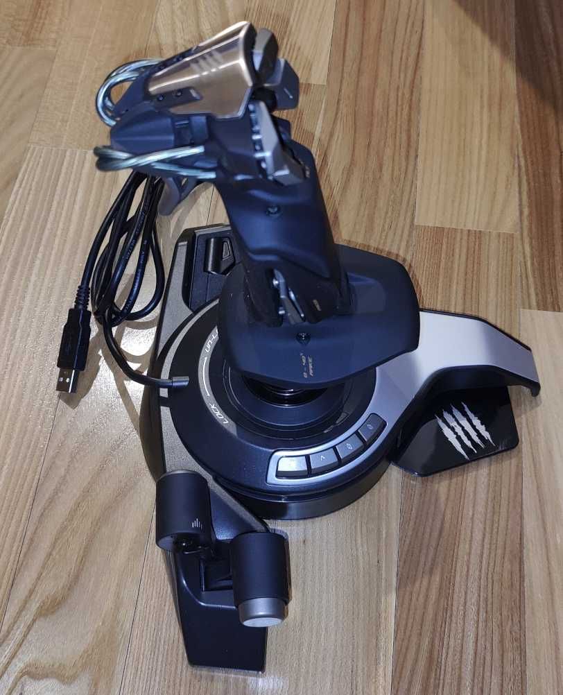 Joystick - Saitek Mad Catz F.L.Y. 5
