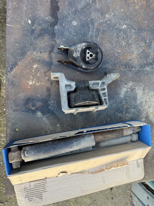 Подушка на форд фокус 2