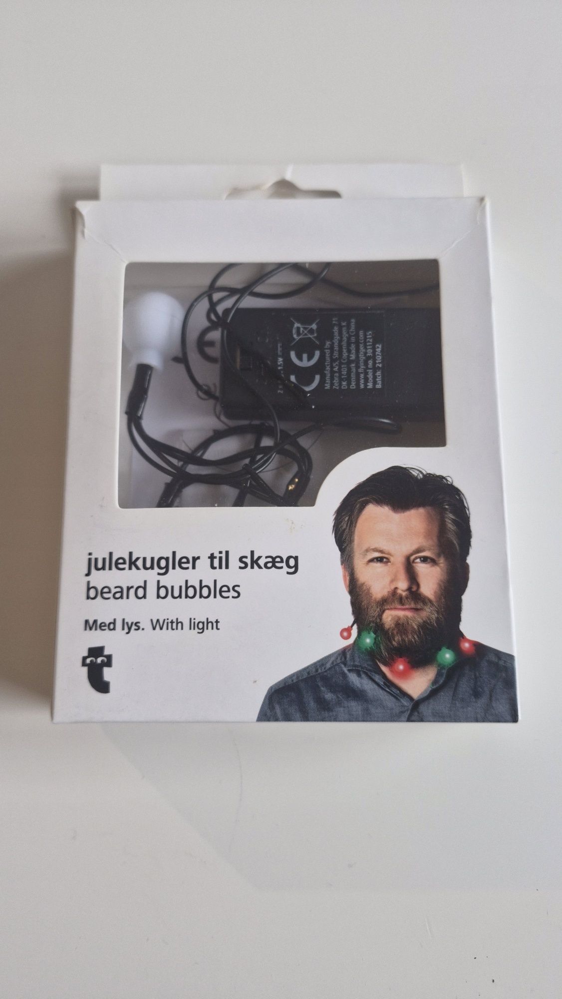 Lampki świąteczne na brodę ubranie Tiger prezent jak nowe