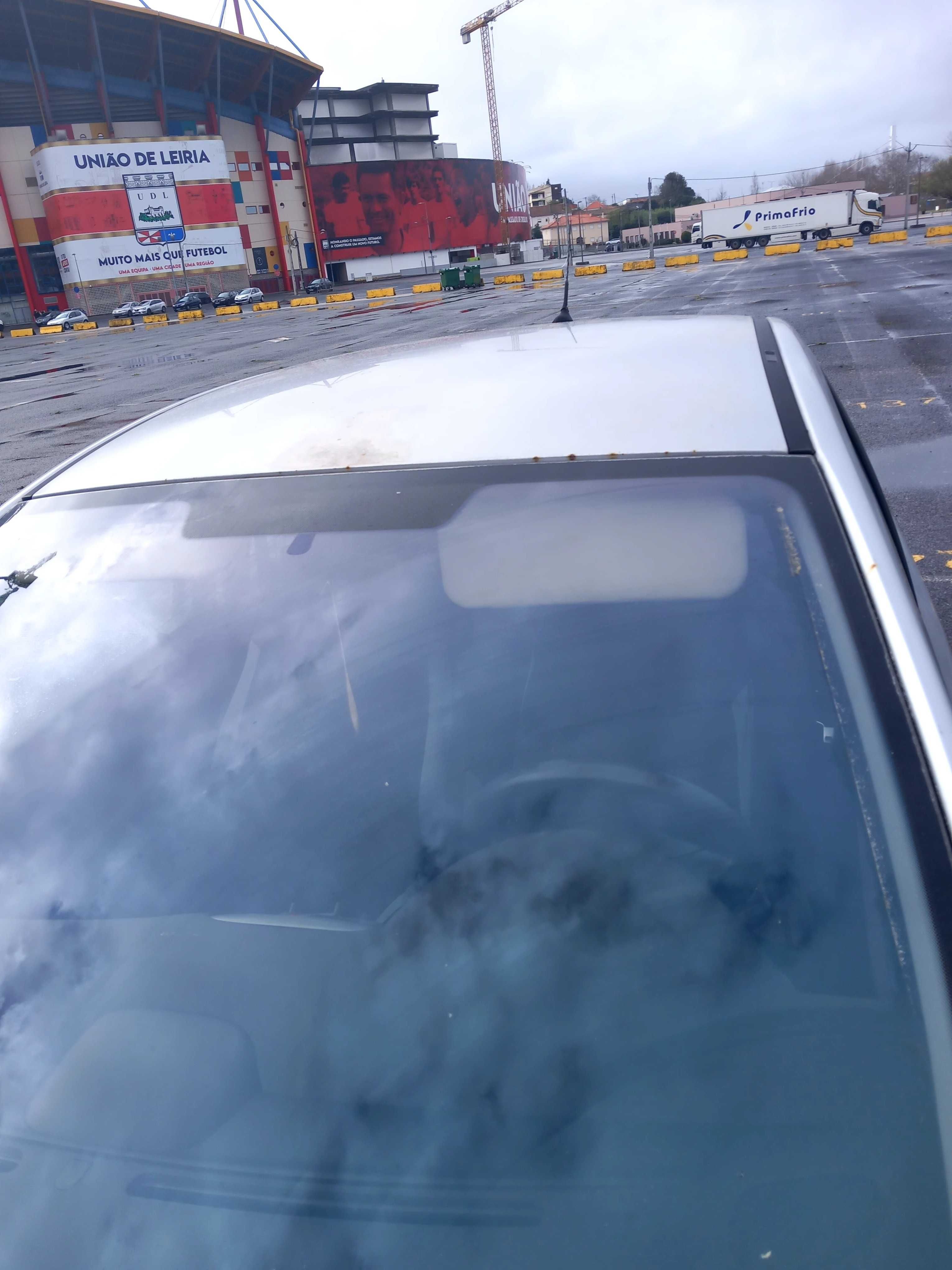 Peugeot 307 1.4  hdi de Abril04  269km comercial