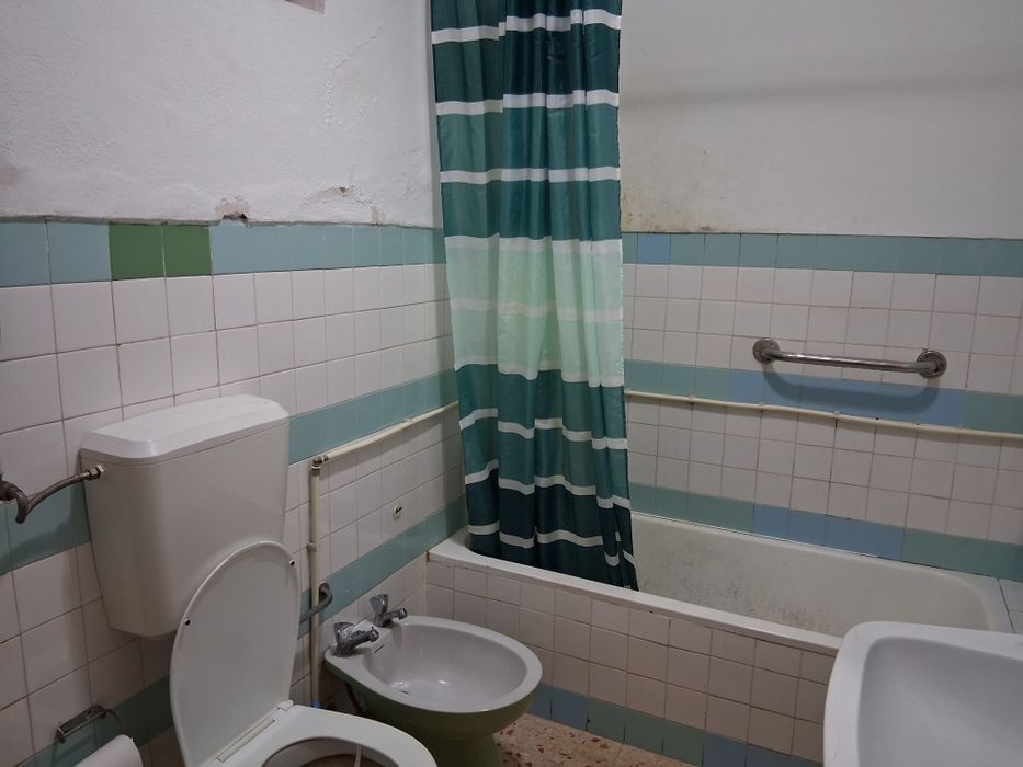 Casa antiga, T3, centro, Beja