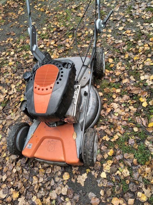 Sprzedam okazyjnie fajna kosiarkę Husqvarna do poprawek