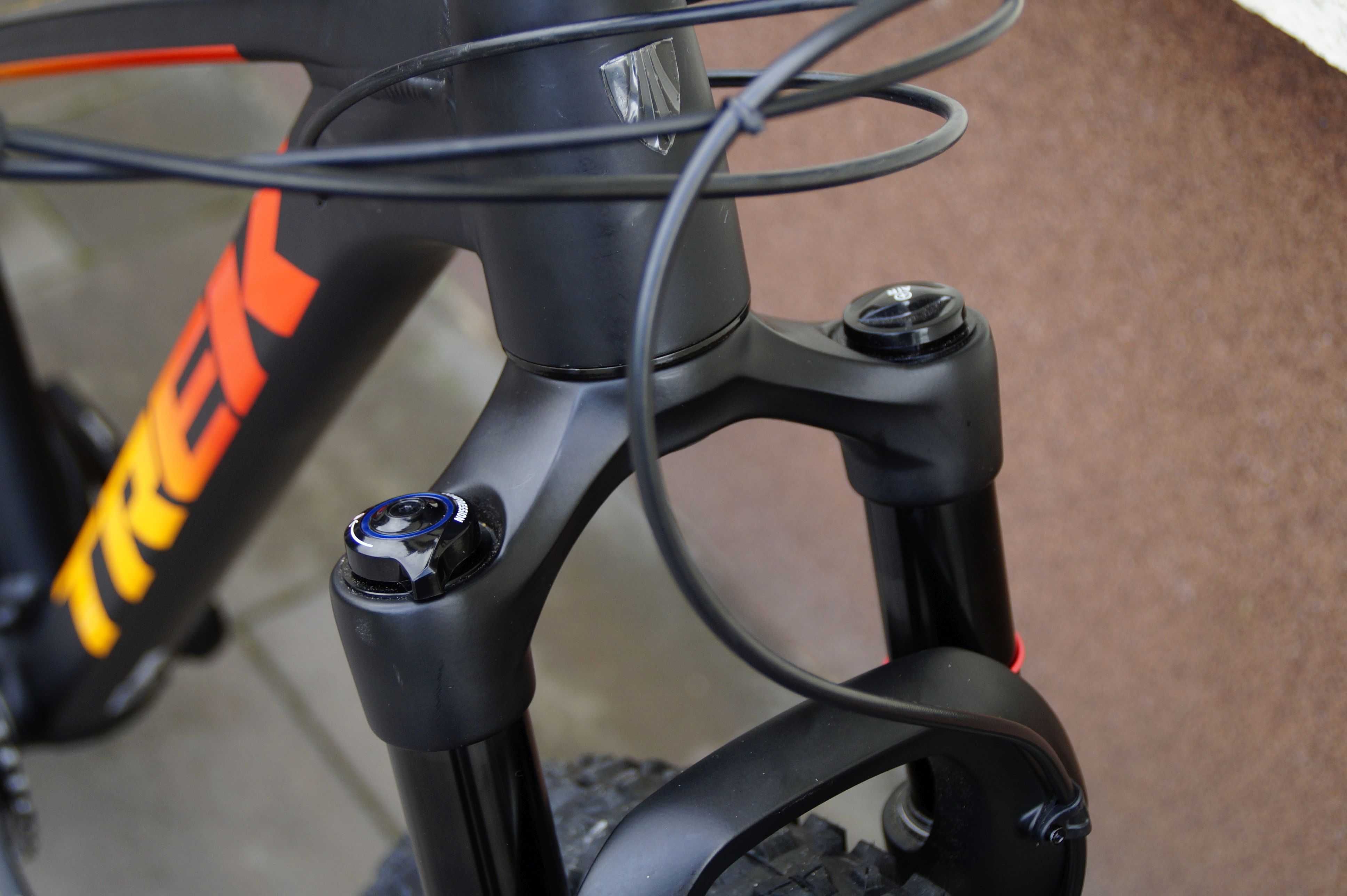 Rower Trek Roscoe 8 27,5 Sram 12 amor Rockshox powietrze