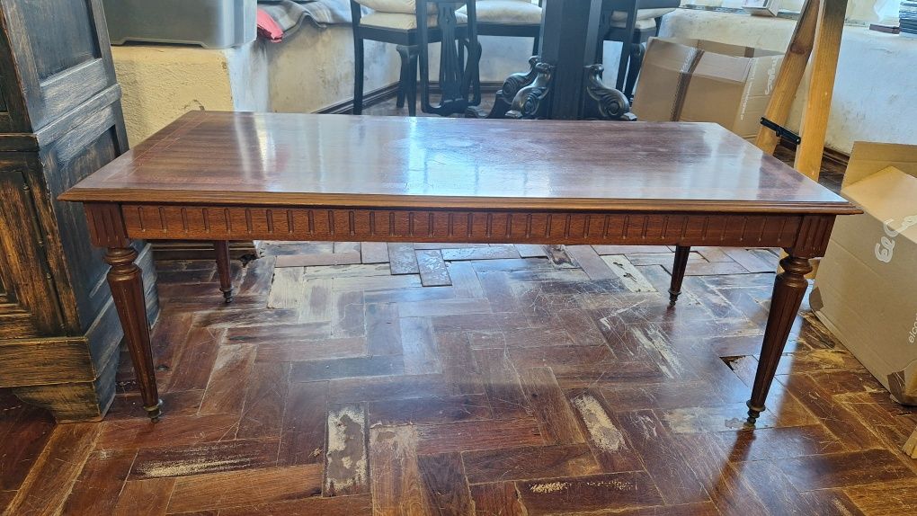 Mesa de centro/apoio