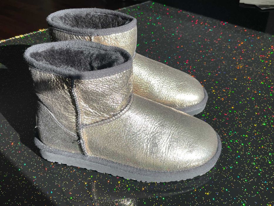 39 розмір Оригинальные Australia UGG Золотистий колір