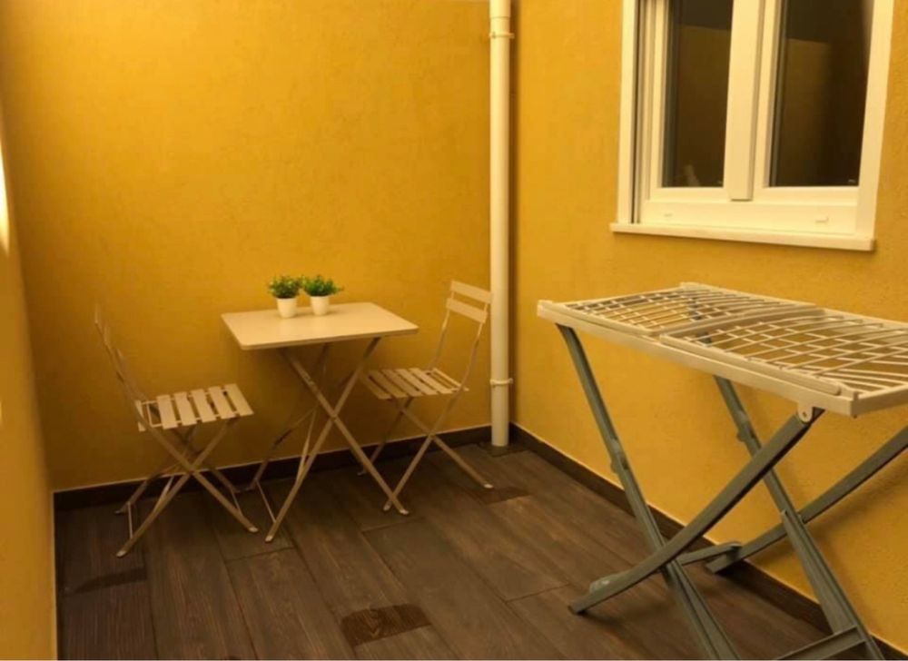 Apartamento Férias 4 quartos - Porto (Carolina Michaelis) - Agosto