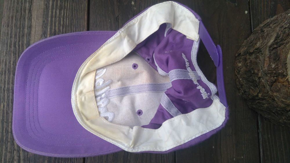 Czapka z daszkiem Milka, czapka sportowa typu baseball