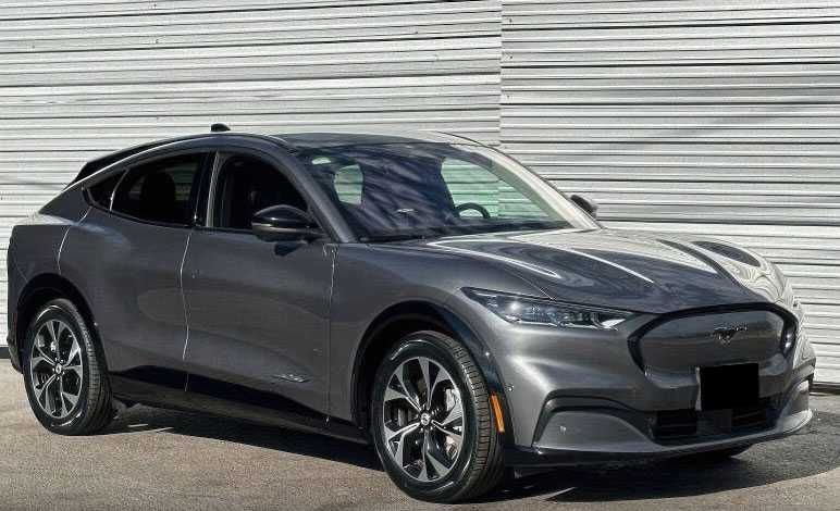 2021 Ford Mustang Mach-E Premium