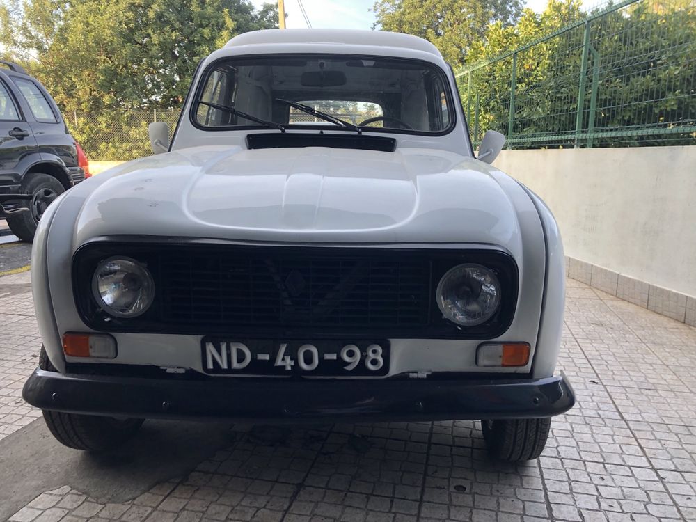 Renault 4F para venda