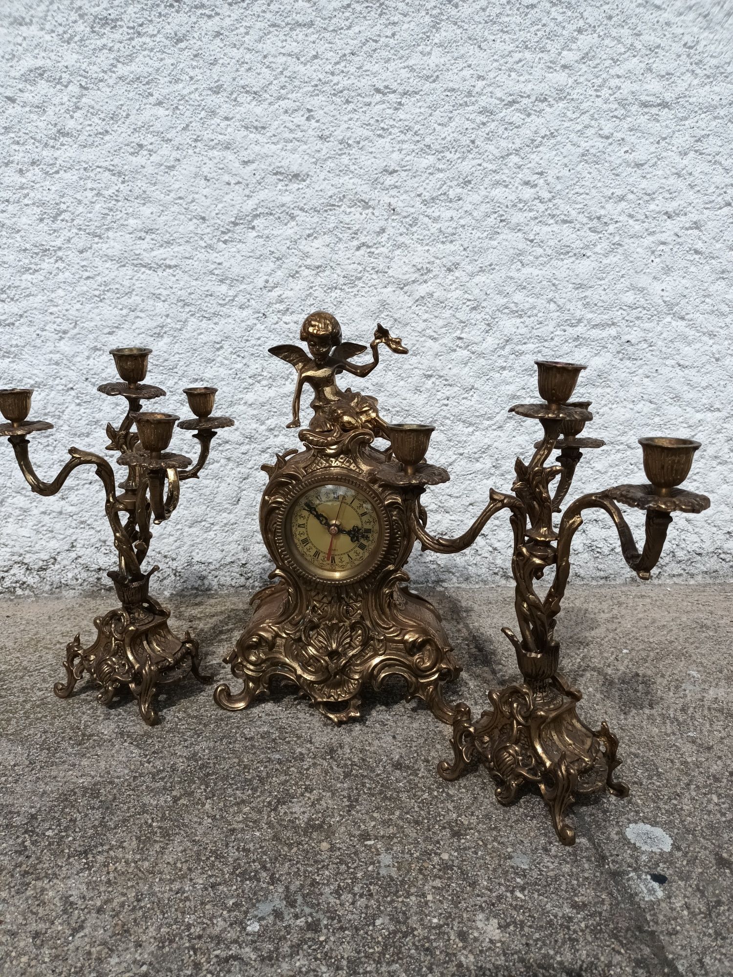 Relógio + candelabros latão