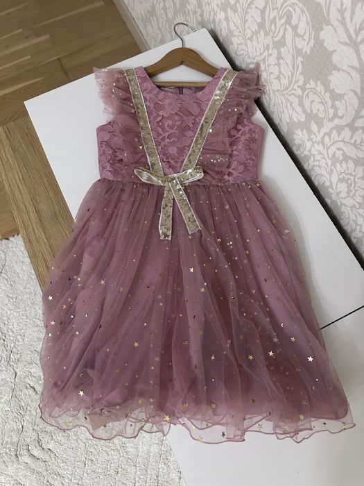 Розкішна святкові сукня розмір 5-6 років 116  см нові