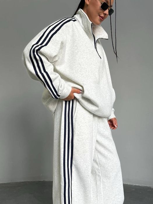 Жіночий спортивний костюм/ спортивний костюм