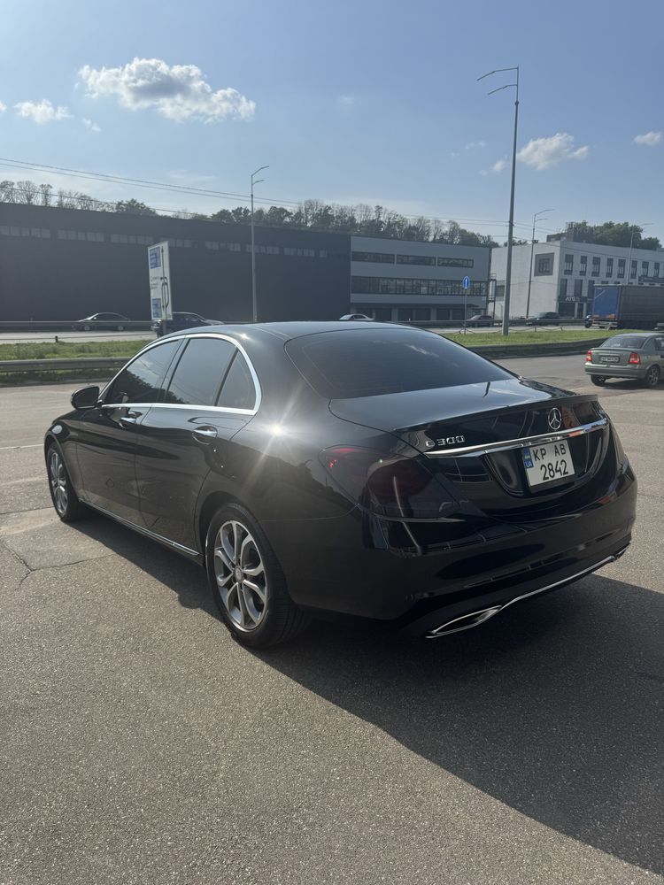 Mercedes С300 2016 год 4matic