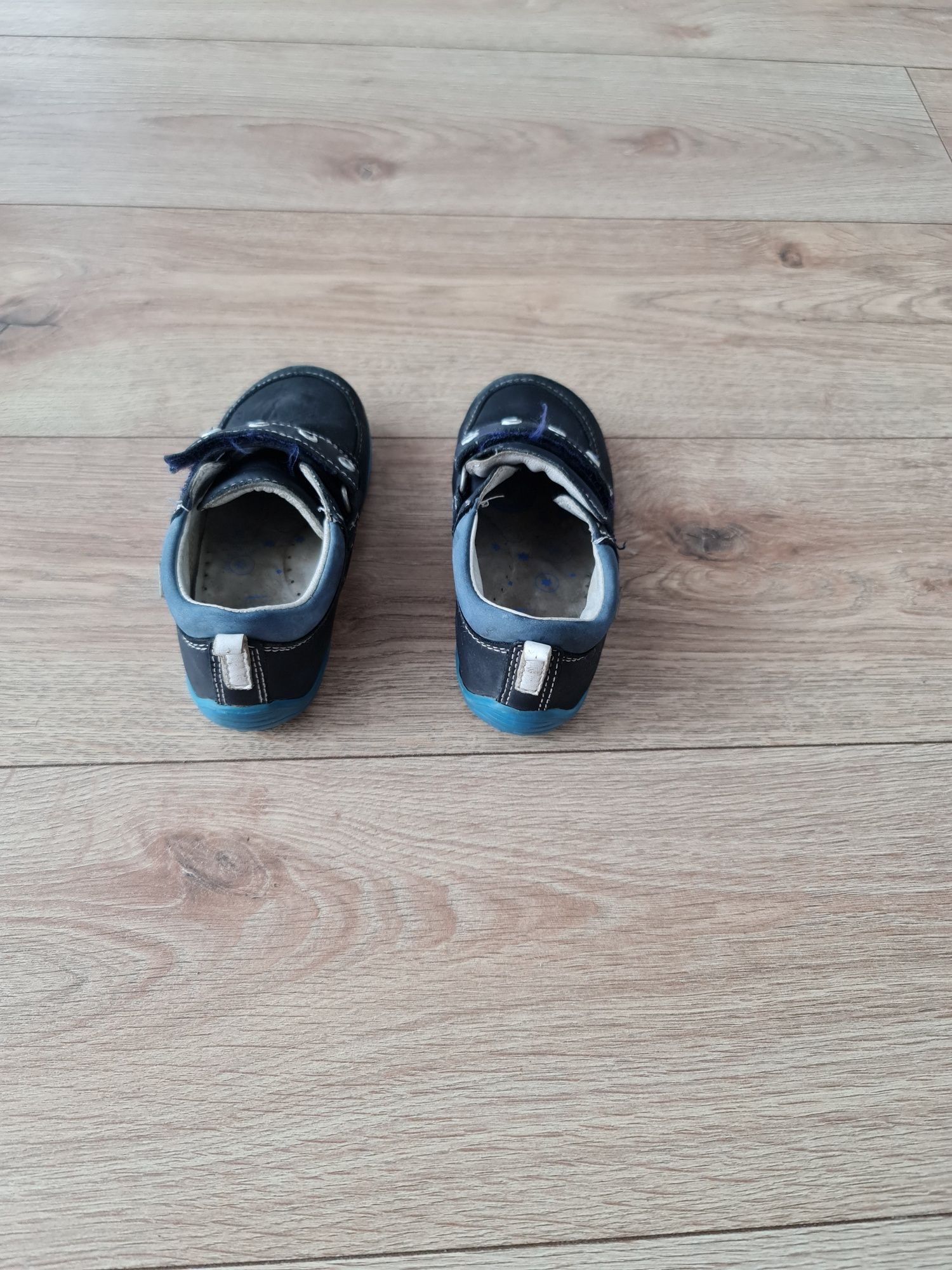 Buty półbuty mokasyny Bartek, r.25, wkładka 16cm