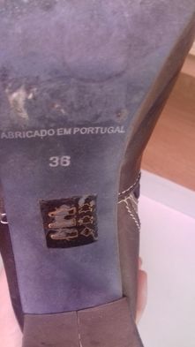 Natura Botas de cano alto em pele 36