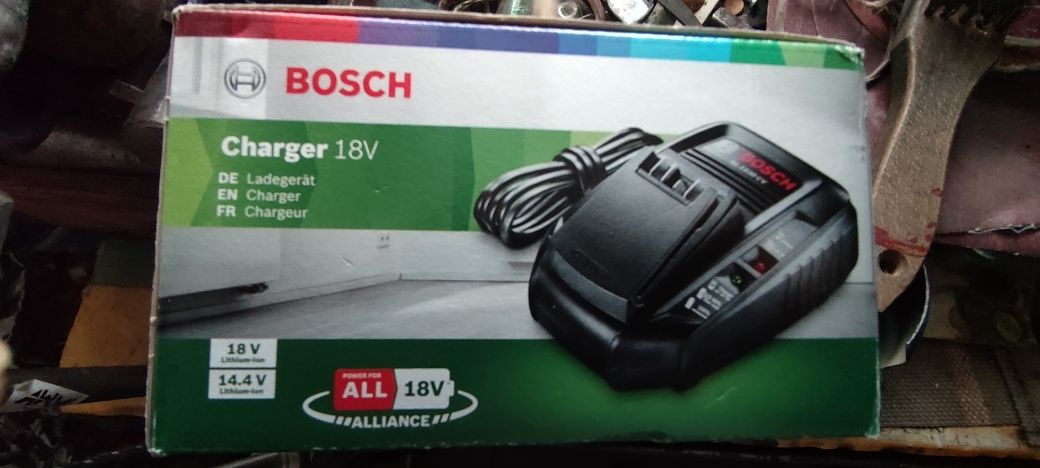 Ładowarka bateria Bosch 18V