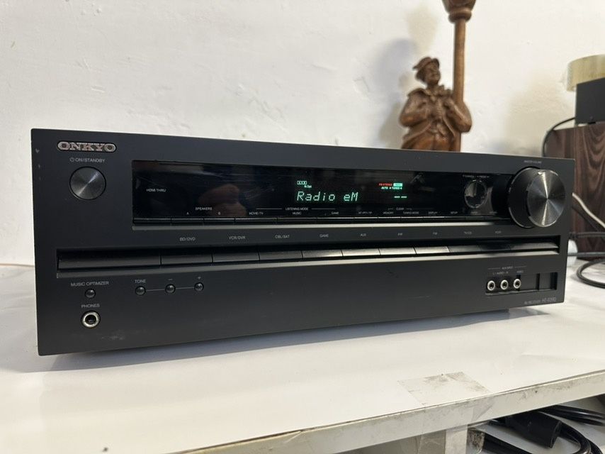 7.1 AVR Amplituner Onkyo HT-R 390, 110 Wat, HDMI 3D