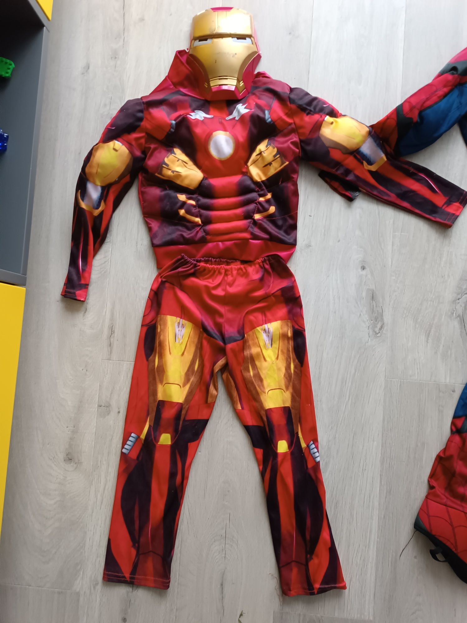 Stroje karnawałowe dla chłopca 5-6 lat Spiderman Iron Man Batman