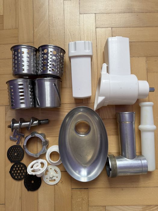 Продам мʼясорубку на запчастини