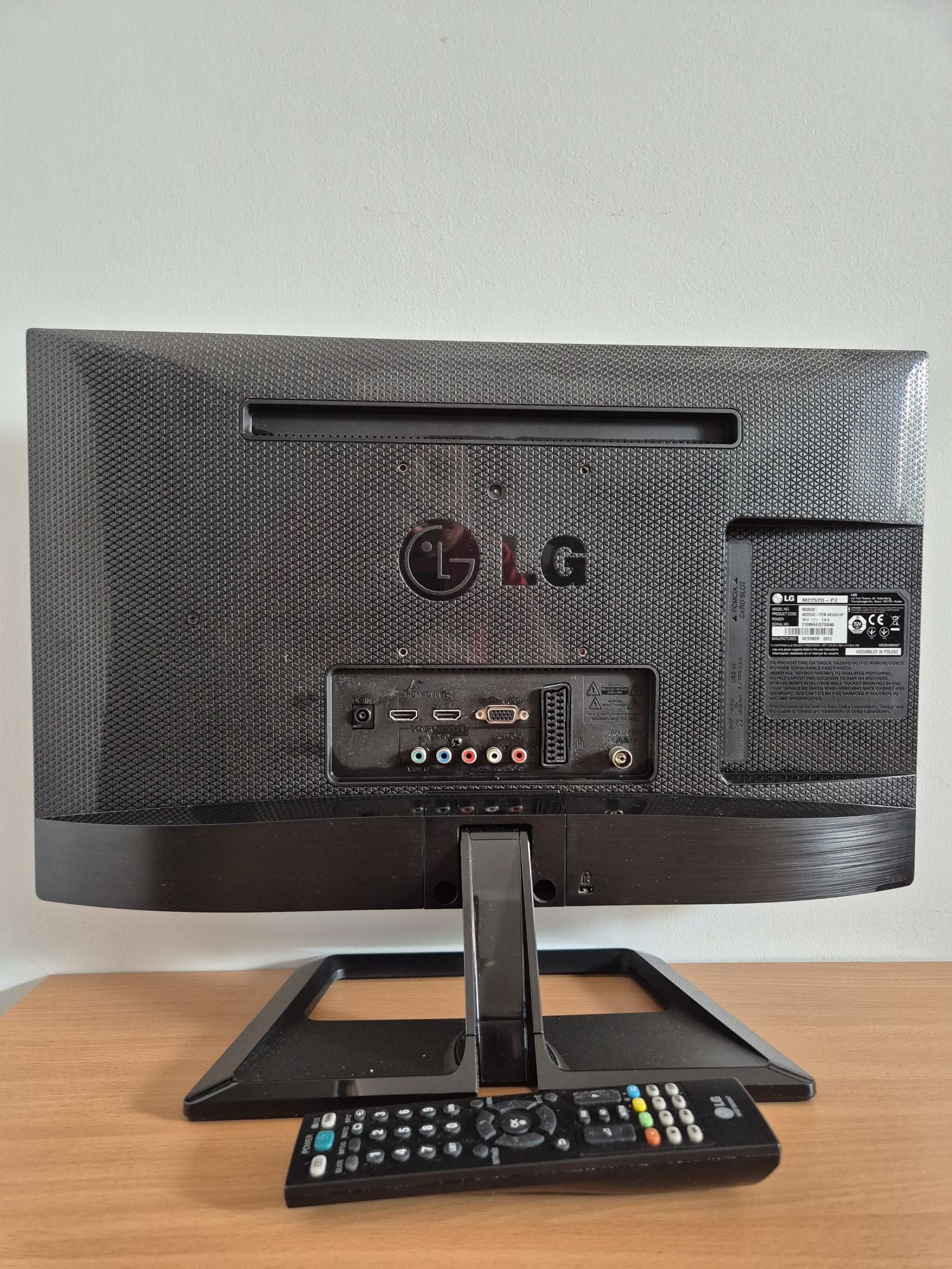 Monitor LG 22 cale M2252D-PZ Led z funkcją TV