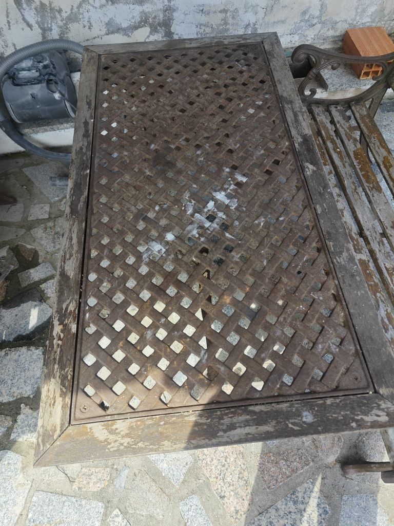 Mesa de Jardim Ferro Fundido