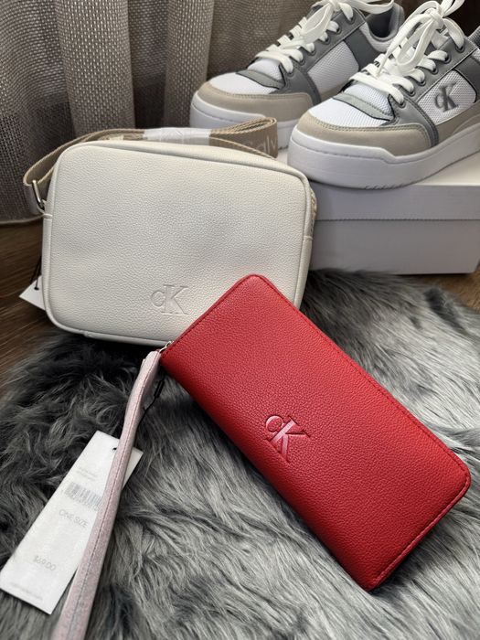 Гаманець Calvin Klein жіночий