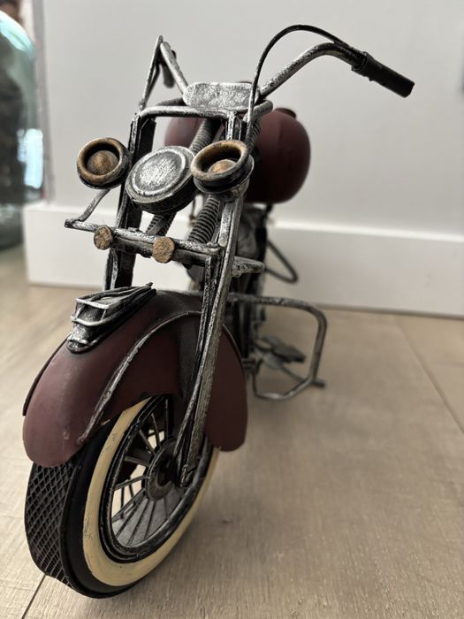 Metalowy Model Motocykl - replika - kolejcjonerstwo - dekoracja