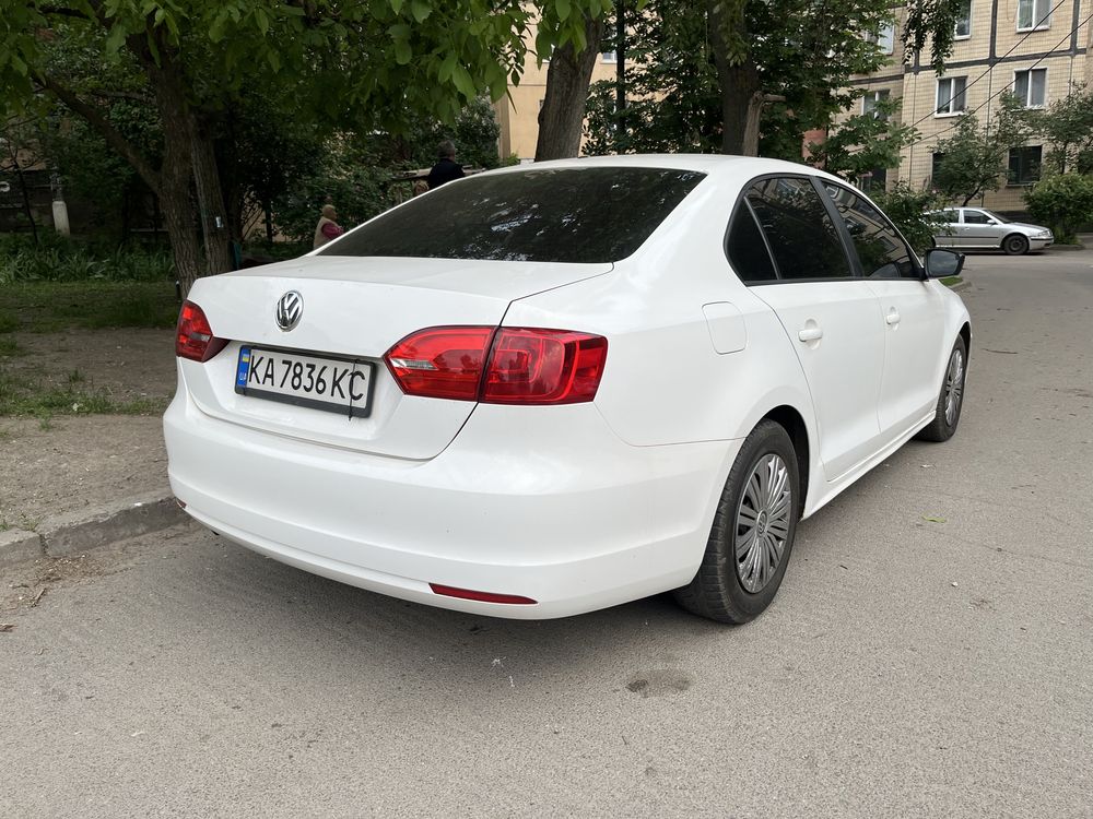 Volkswagen Jetta 2013 2.0 Газ