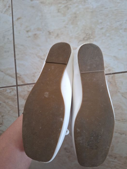 Baleriny Reserved r. 35 biale