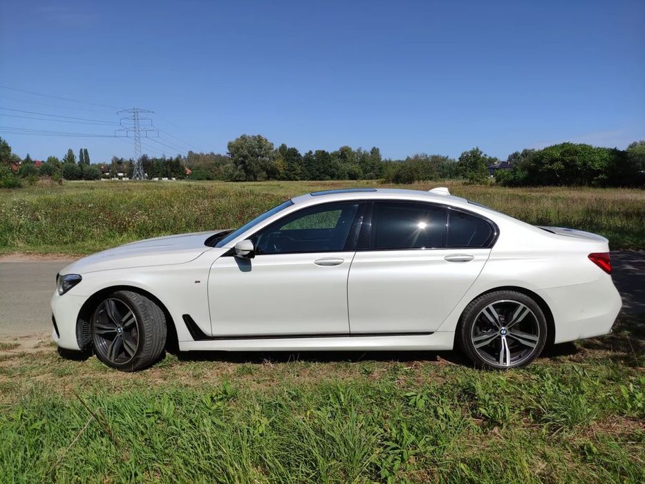 BMW Seria 7 BMW serii 7 740d xDrive 320KM