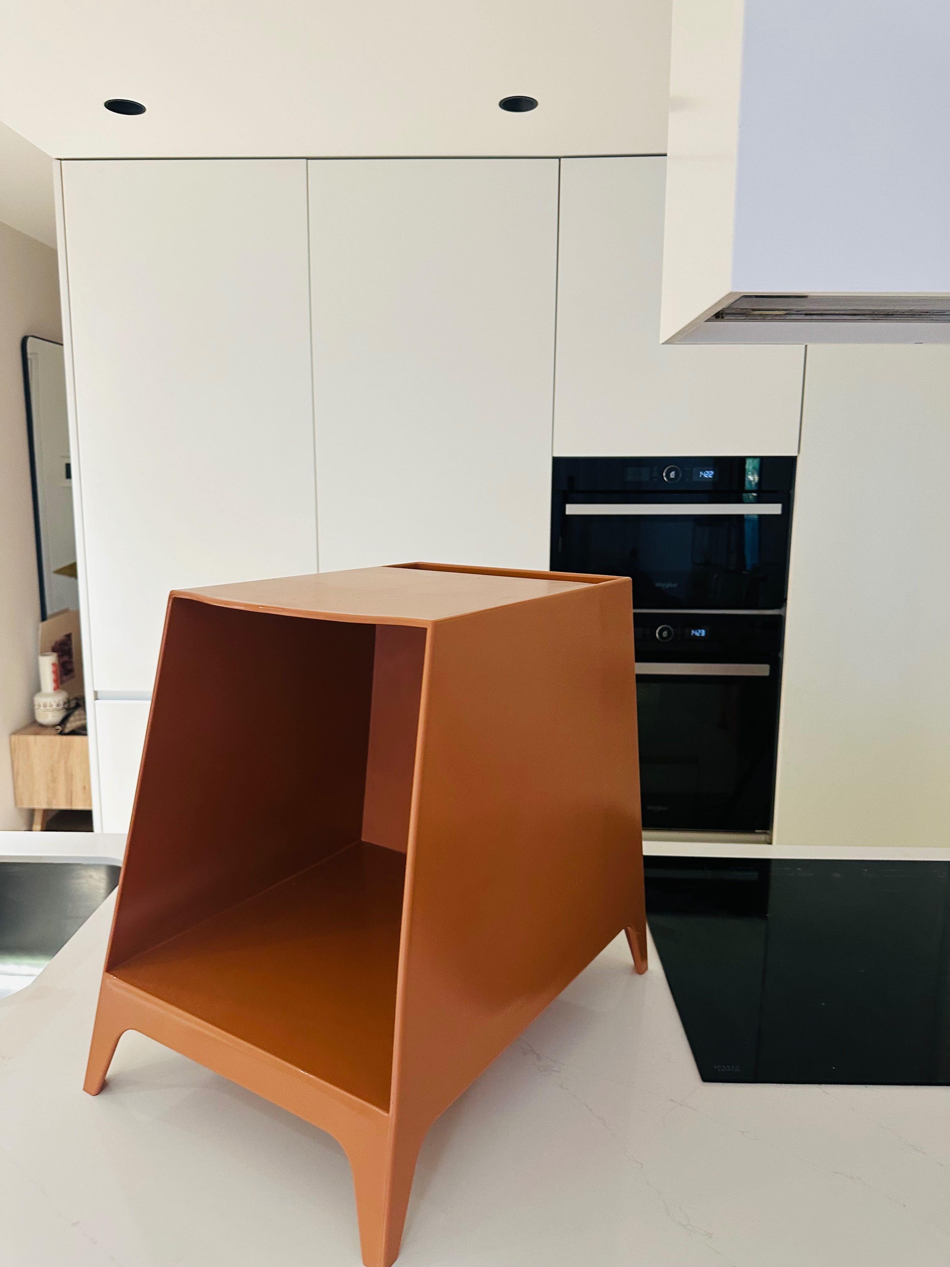Mesa de cabeceira Kinda – Entrega em braga
