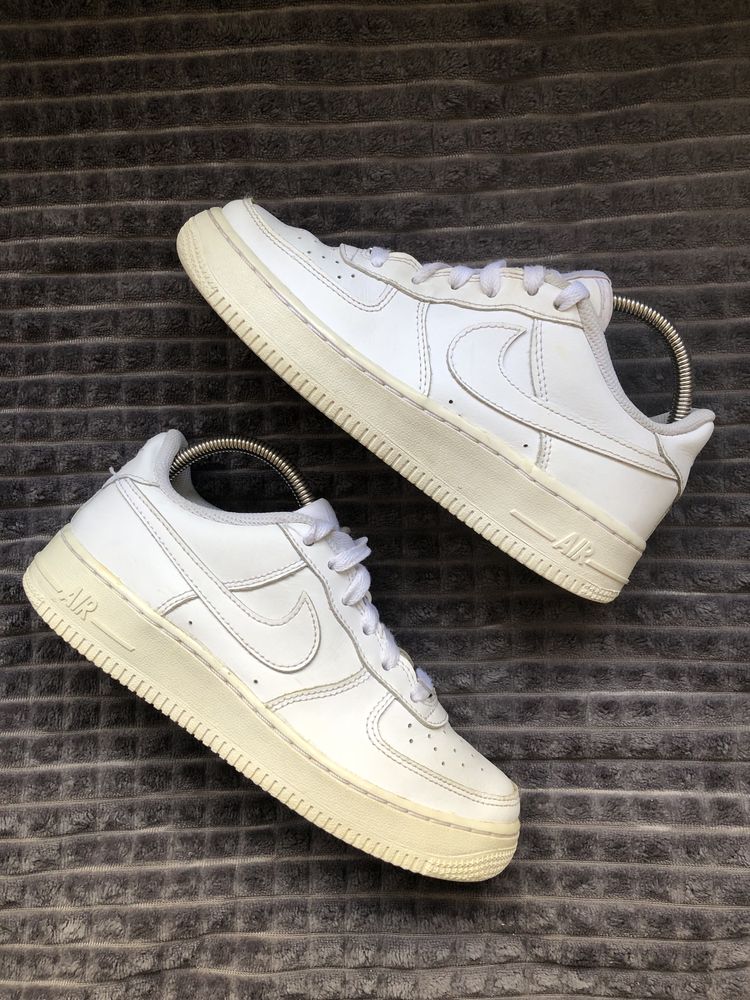 [ NIKE ] (36р) 23см AIR FORCE 1 женские кроссовки кожаные белые кеды