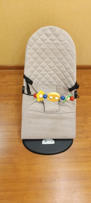 Шезлонг, качалка , гойдалка дитячий