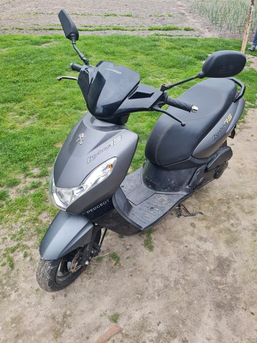 Скутер ПЕЖО 50м³