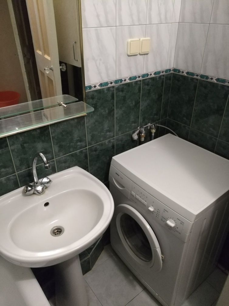 2 кімн.  на Освіти 12/1