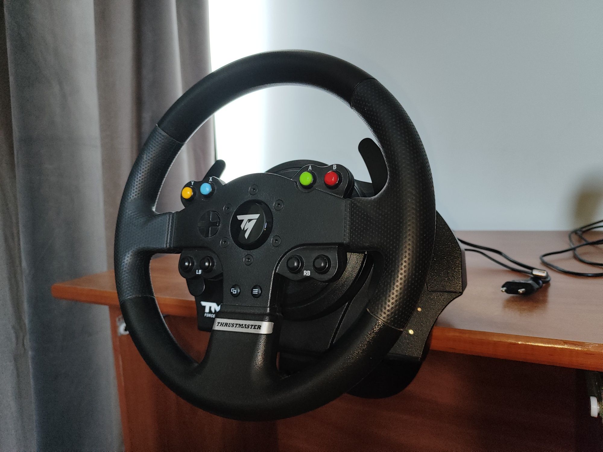 Kierownica THRUSTMASTER TMX Force Feedback + pedały