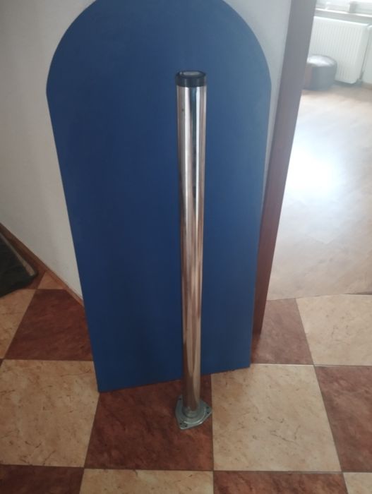 Sprzedam hokery z blatem i nogą do blatu- komplet