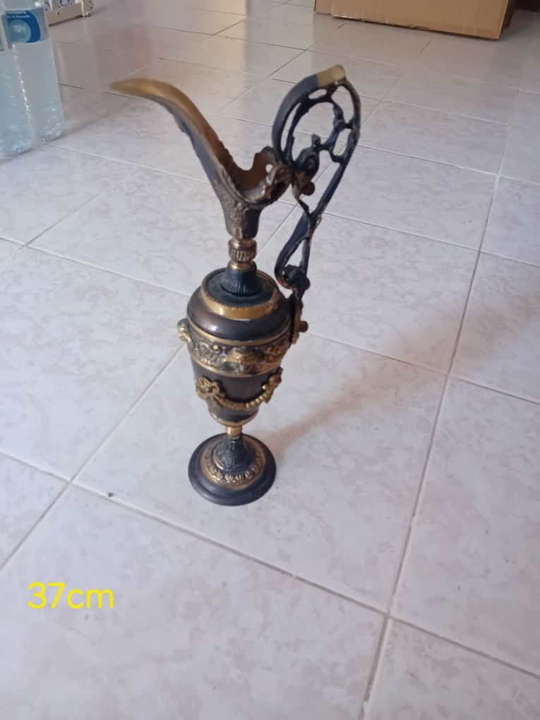 Ânfora antiga Bronze