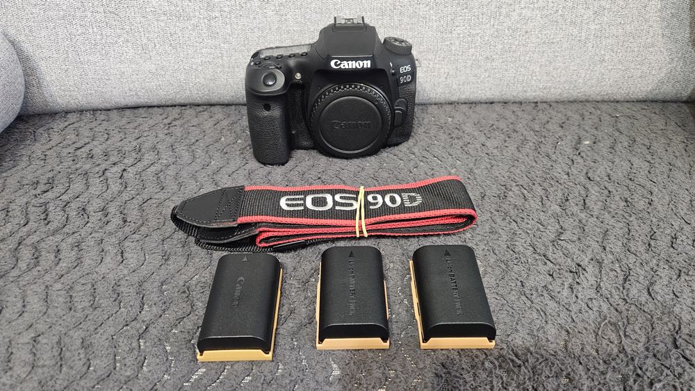 Canon EOS 90D — body, stan bardzo dobry, ok. 35 000 zdjęć