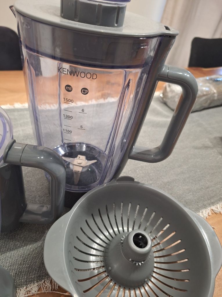 Robot planetarny kenwood  bdb