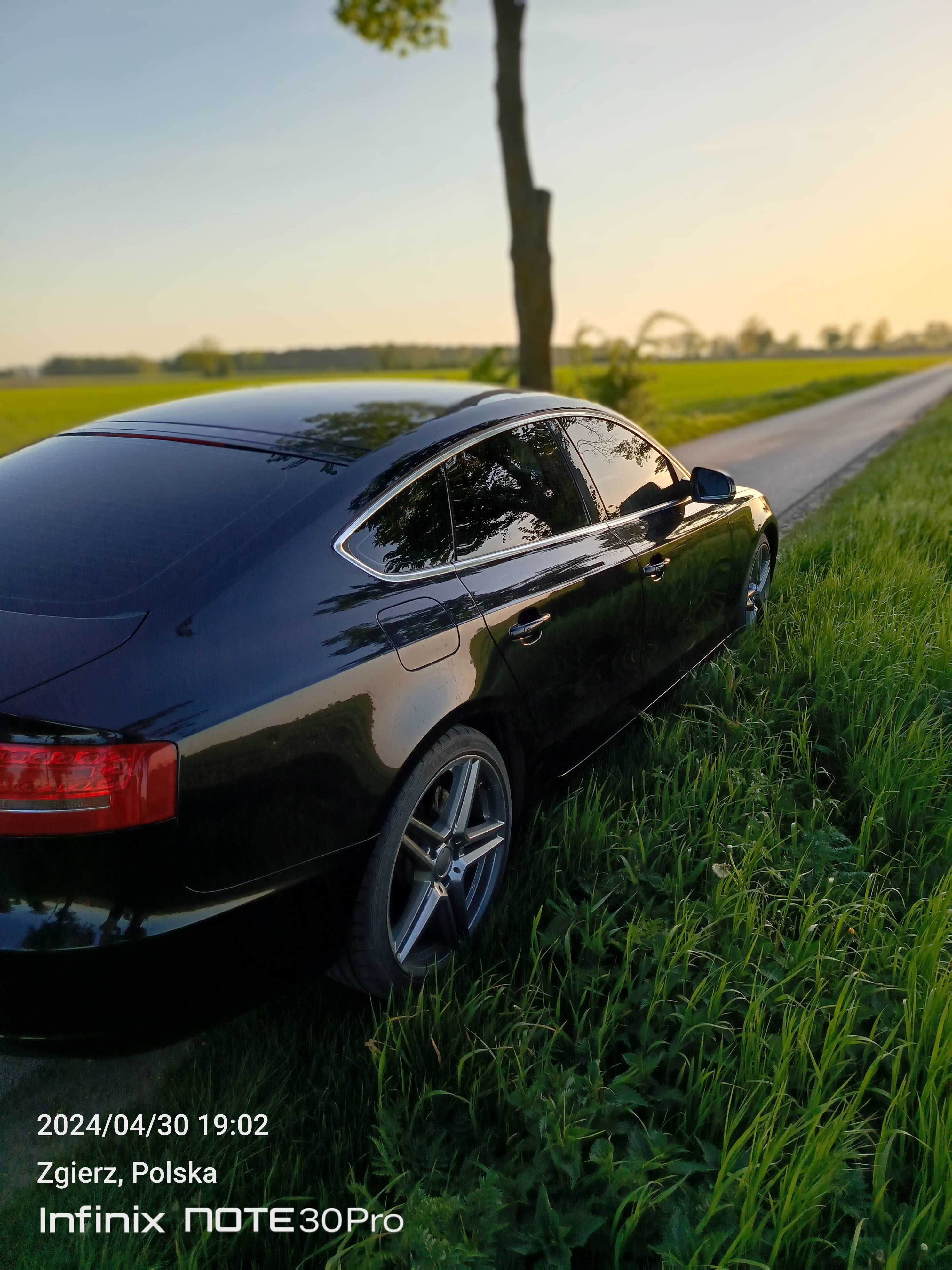 Audi A5.  2,0 TDI   Zadbane Czarne..2010 rok 170 km bezawaryjne