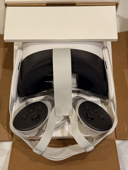 Окуляри віртуальної реальності Meta Quest 3S 128GB