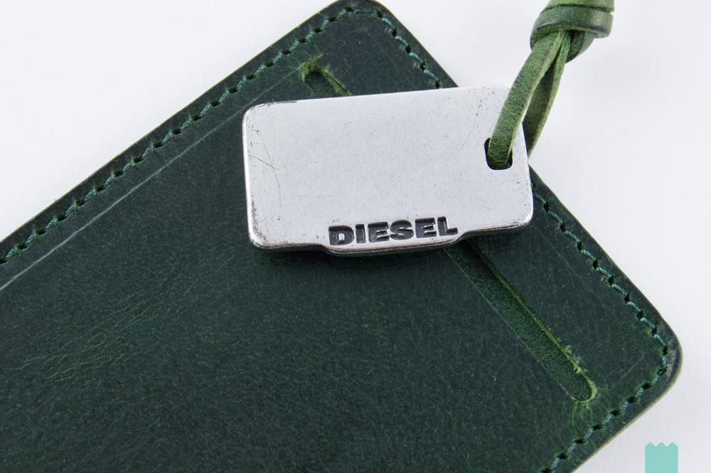 Fio colar porta-cartões pele DIESEL novo ORIGINAL