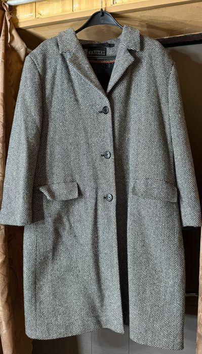 Женское пальто 52размер
